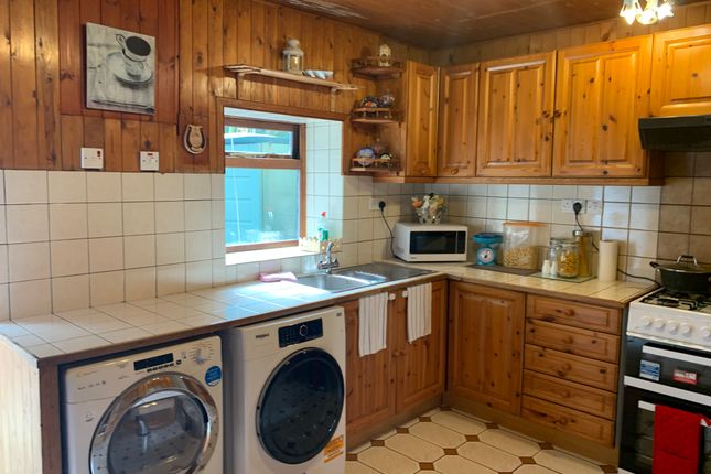 132, Frith Road, Leytonstone photo 3