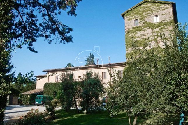 Villa for sale in 53100 Siena, Province Of Siena, Italy