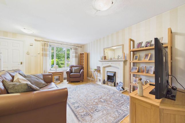 67, Osprey Crescent, Wishaw photo 4