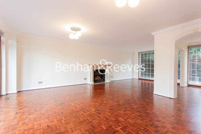Thumbnail Flat to rent in Lord Chancellor Walk, Kingston Upon Thames