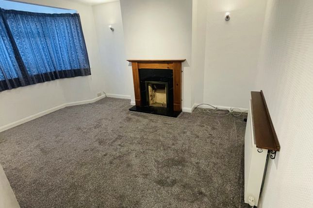 4, Fulham Close, UXBRIDGE photo 4