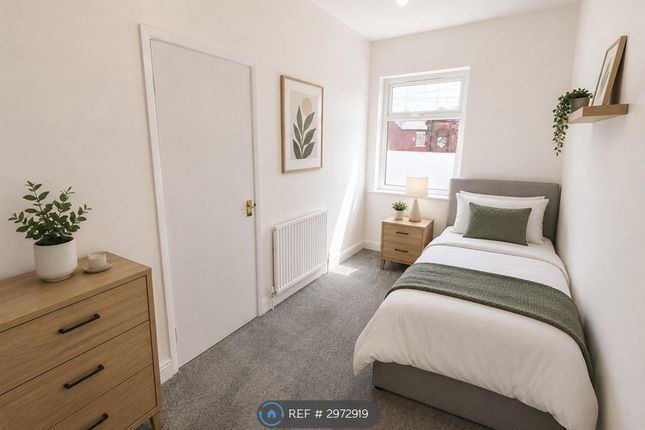 Wychbury Street, Salford photo 5