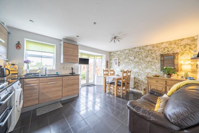 59, Sandwath Drive, Tadcaster photo 3