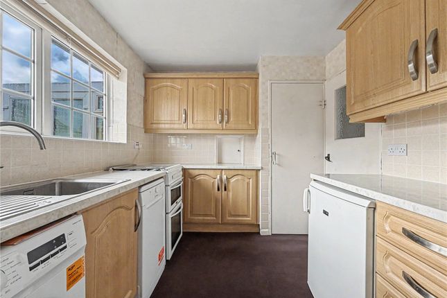 10, Mierscourt Close, Gillingham photo 3