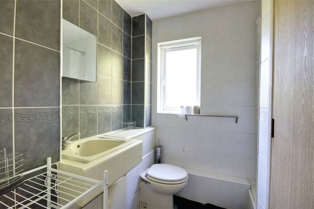 162, Maltby Drive, Enfield photo 4