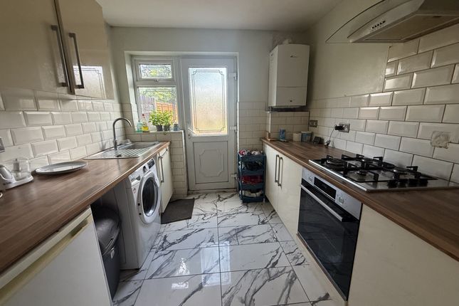 67, Bilston photo 4