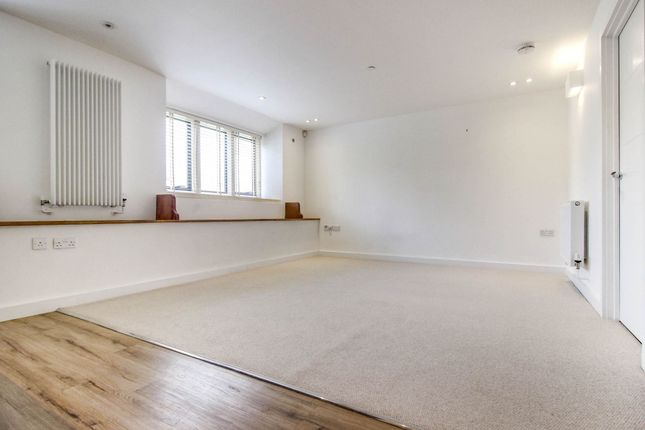 Flat 2, Westport Manor Gastons Road, Malmesbury photo 4