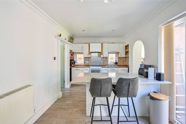23, Hawke Road, Staffordshire photo 2