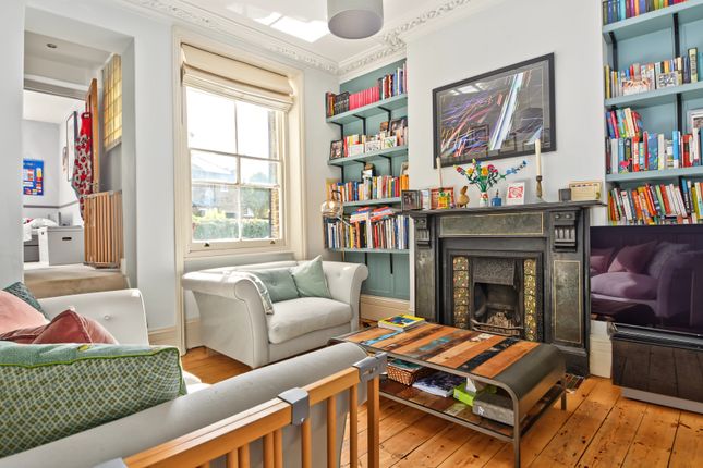 70, Burghley Road, Kentish Town, London photo 3