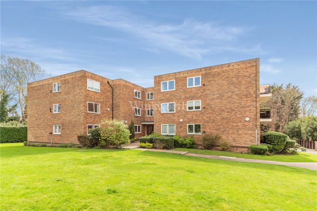Flat for sale in Shannon Way, Beckenham