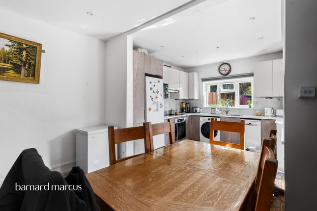 21, Broughton Road, Thornton Heath photo 3