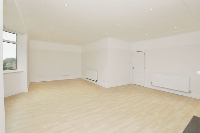 Flat for sale in Brows Lane, Liverpool