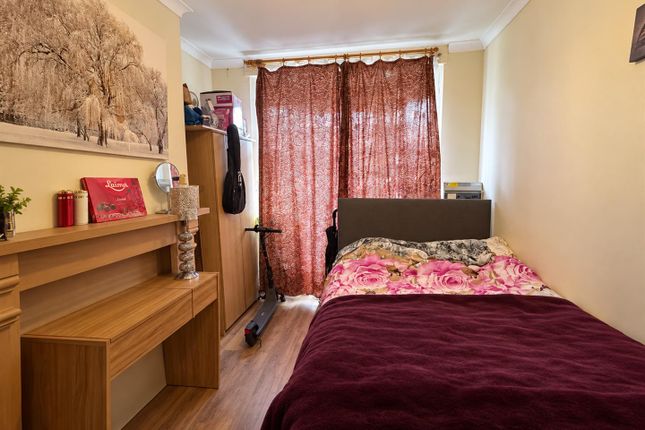 64, Mount Pleasant, Wolverhampton photo 2