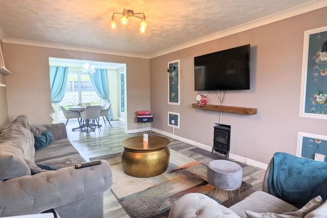 36, Earlswood, Skelmersdale photo 2