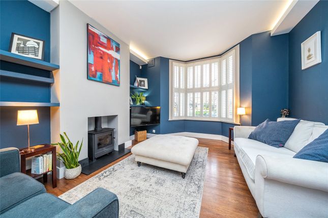Flat for sale in Brook Drive, London