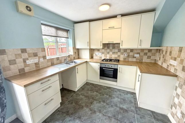 7 Kintyre Close, Torquay photo 4