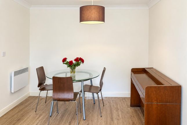 11 Fairfield Court, Gale Lane, York photo 3