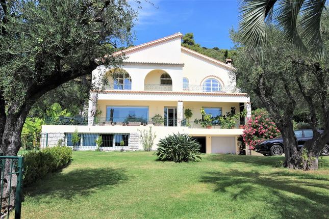 Property for sale in Villefranche-Sur-Mer, Provence-Alpes-Cote-D'azur, Villefranche-Sur-Mer, France