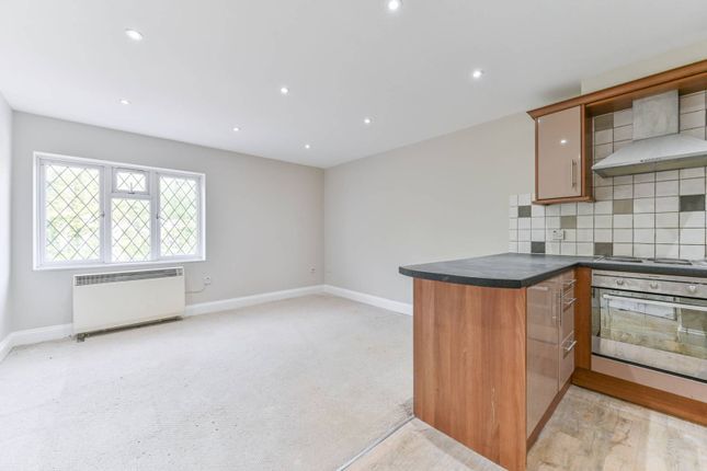 Thumbnail Flat to rent in Addington Road, Croydon, South Croydon
