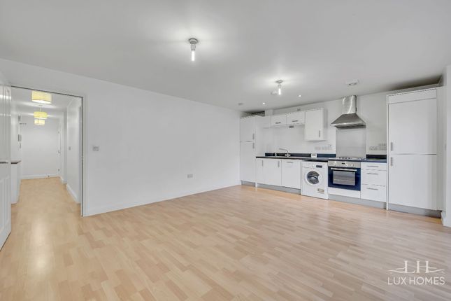 Flat 9, Grangewood Court, Hornchurch photo 3