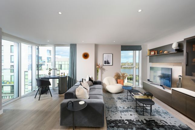 Thumbnail Flat for sale in Goodchild Road, London