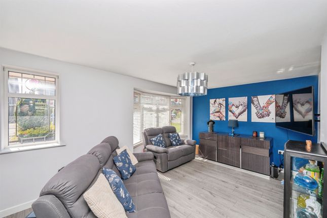 2, Linford Close, Rugeley photo 4