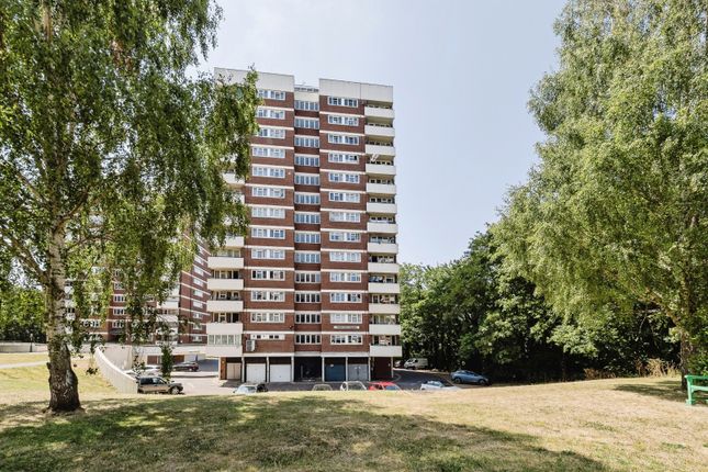 Flat 4, Parkview House,, Sunrise Avenue, Hornchurch photo 3