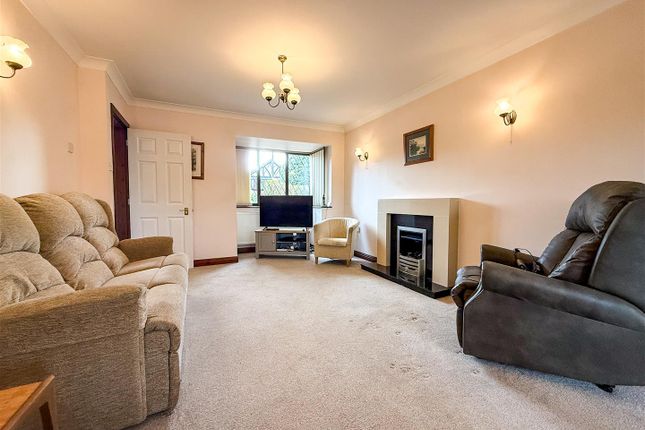 19, Field View, Stoke-On-Trent photo 4