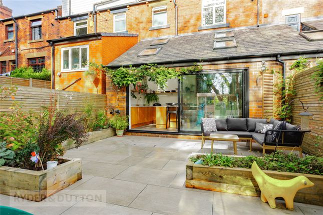 48, Clough Lane, Saddleworth photo 2
