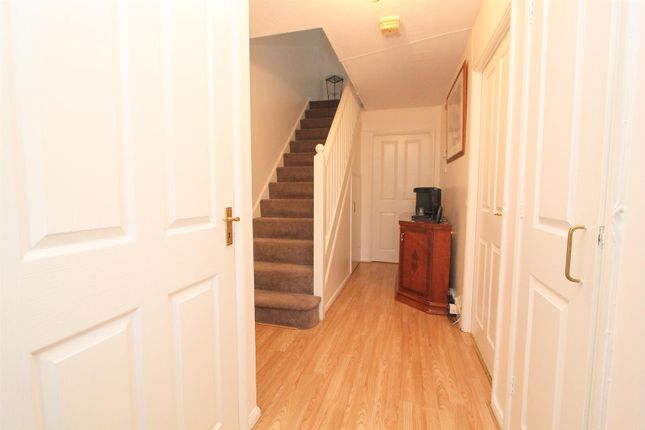 Property for sale in Arcadia Close, Carshalton