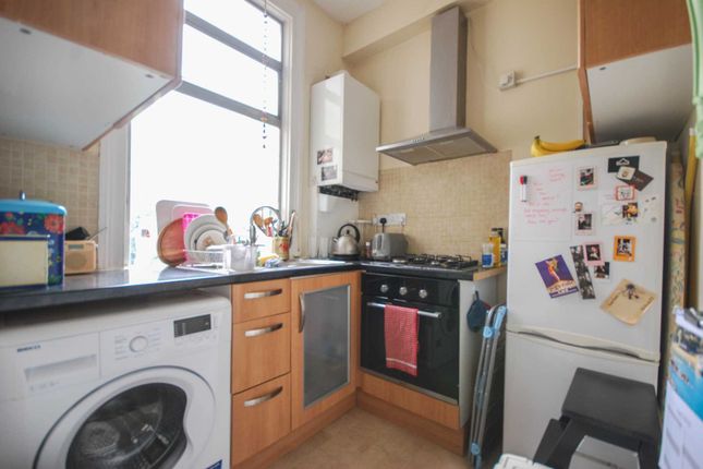 43b, Grange Park Road, London photo 4