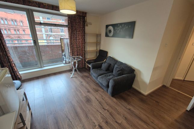 39, City Heights, Birmingham photo 2