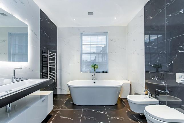 2,, Radnor Place, London photo 4