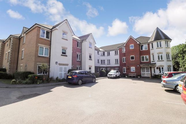 1 bed flat for sale in Coachman Court, Rochford SS4