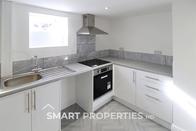 17, Tanfield Road, Huddersfield photo 3