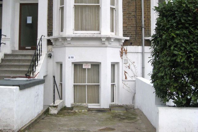 Parking/garage to rent in Hammersmith Grove, London