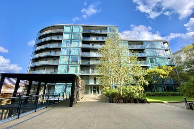 Studio flat on 610 Navigation Building, Station Approach, Hayes, £199,950