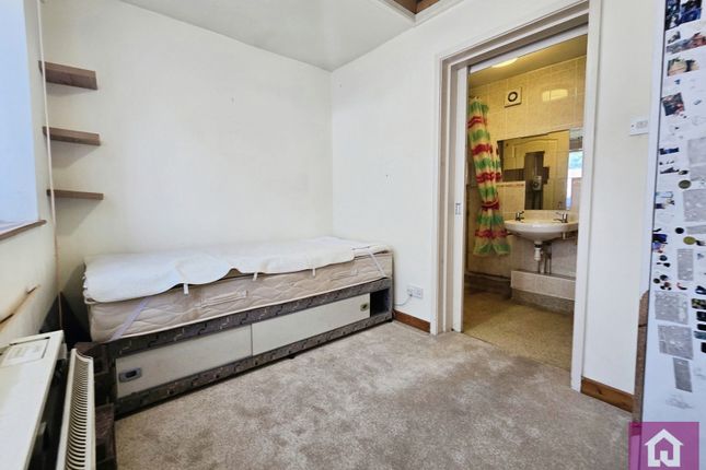 12, Wrekin Way, Cheshire West and Ches photo 4