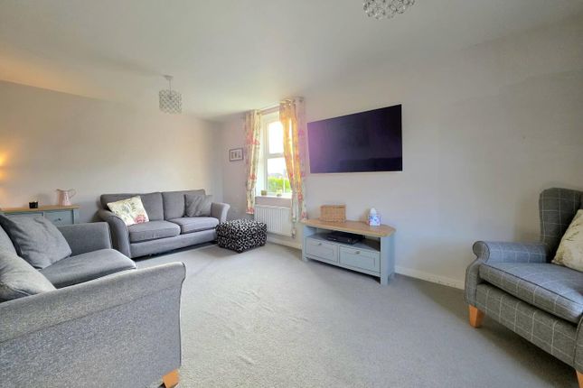 2, Loxley Mews, Auckley photo 3