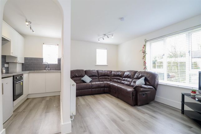 4, Ghyll Court, Station Road, Southwater photo 2