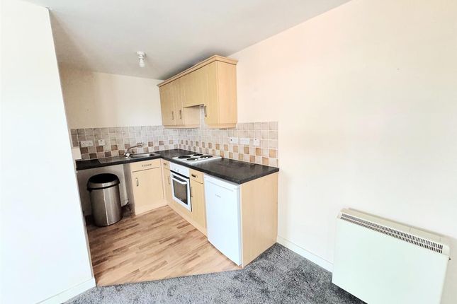 31, Charlton Court, Liverpool photo 4