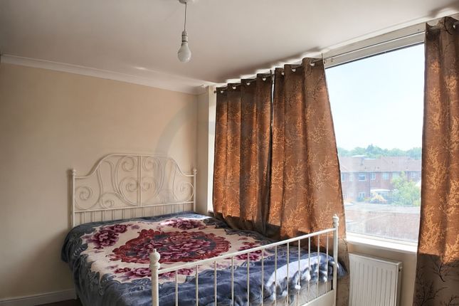 21 Telford Way, Leicester photo 5