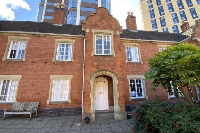 1-bed flat on Flat 10 Garden Court, 231-232 Ladywood Middleway, Birmingham, £95,000