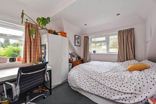 11 Woolford Close photo 2