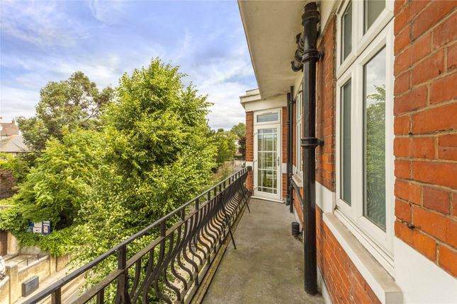 Flat to rent in Palace Court, 250 Finchley Road