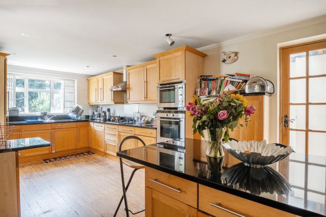 79, Stone Park Avenue, Beckenham photo 3