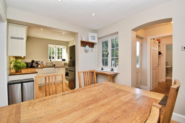 1 Stoke Field Cottages, Low Street, Newark photo 3