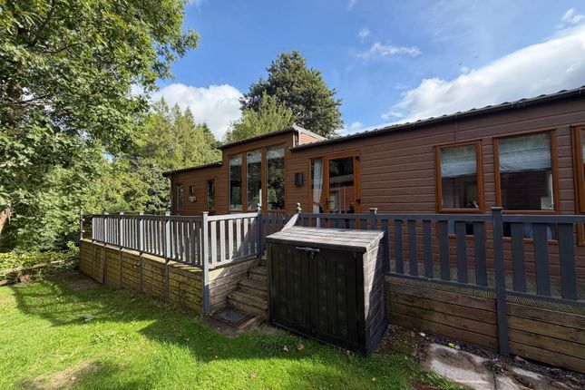 2-bed caravan on Eamont Bridge, Penrith, £69,995