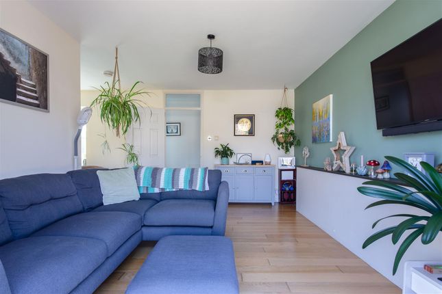 9 White Close, Bridport, Bridport photo 4
