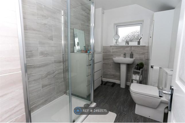 Ensuite Shower Room